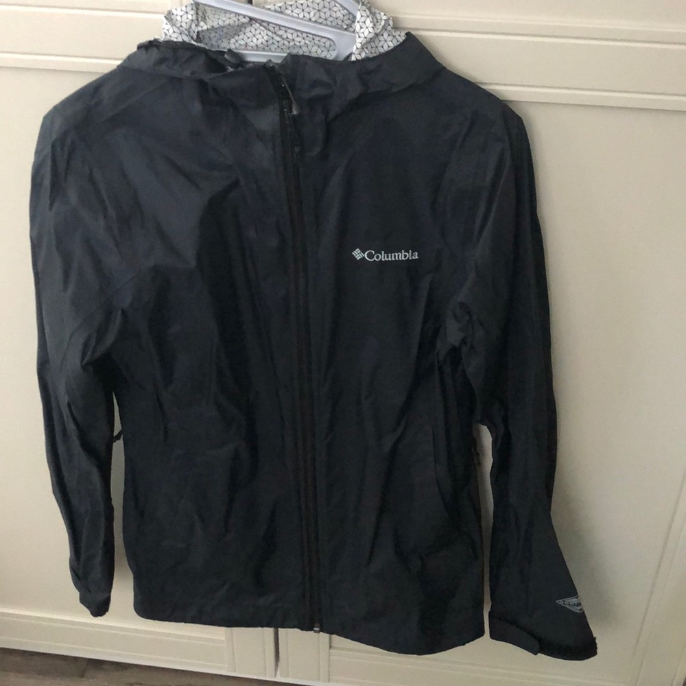 Columbia windbreaker.